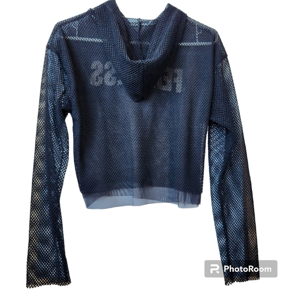 Codigo Black Mesh PullOver Crop Graphic Hoodie  Style# T-4584  Size L - Picture 3 of 11